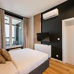 Praga 23rd Floor High-class By Bookinghost *