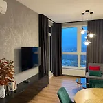 Praga 23rd Floor High-class By Bookinghost 아파트 *