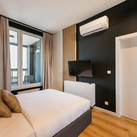 Praga 23rd Floor High-class By Bookinghost *