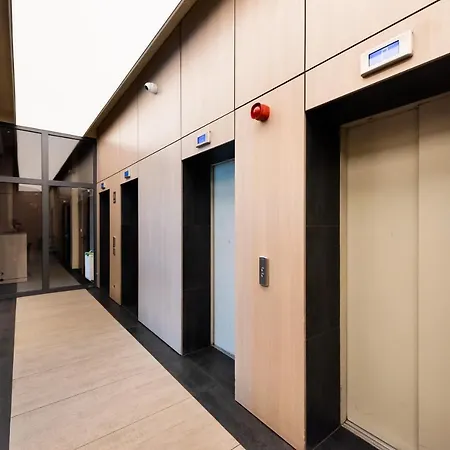 Praga 23rd Floor High-class By Bookinghost *