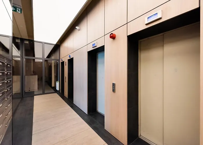 Praga 23rd Floor High-class By Bookinghost *